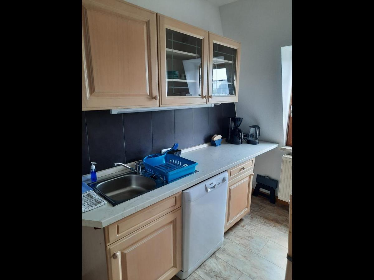 Neu! Geschmackvolle Fewo Lengenfeld Lengenfeld  Esterno foto