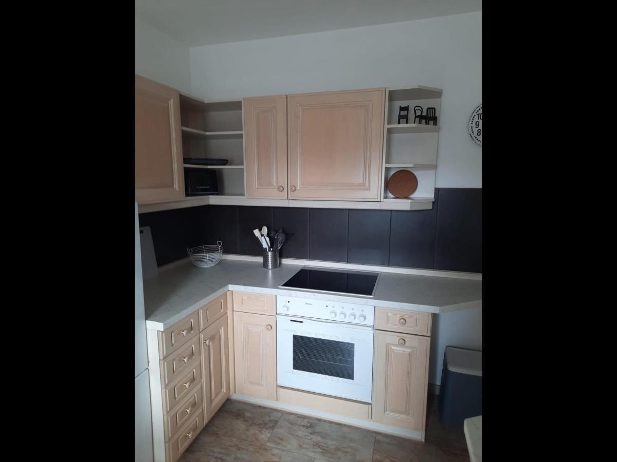 Neu! Geschmackvolle Fewo Lengenfeld Lengenfeld  Esterno foto